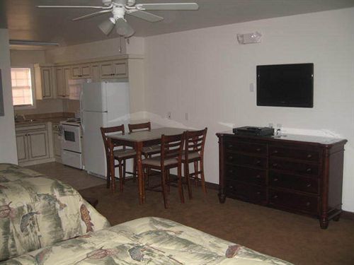 Shore Stay Suites Cape Charles Δωμάτιο φωτογραφία