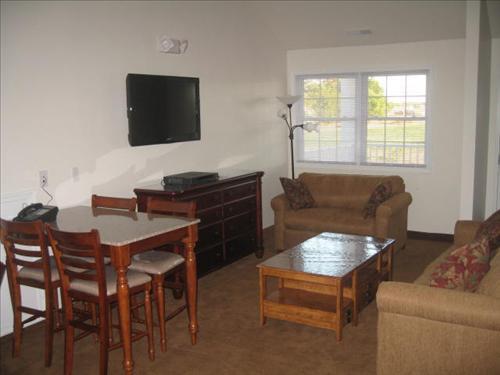 Shore Stay Suites Cape Charles Δωμάτιο φωτογραφία